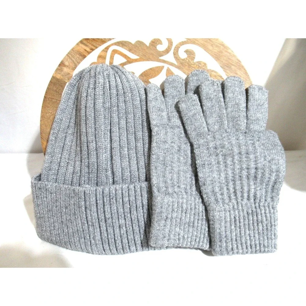 STEVE MADDEN BEANIE & GLOVE SET METALLIC GRAY OSFM